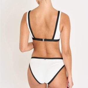 BIKINI LIVIA - Imagen 3